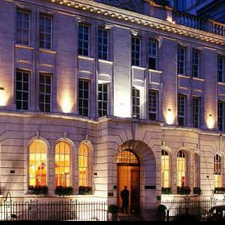 Enjoy an afternoon tea for two at the Courthouse Hotel, London!